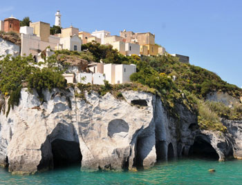 latinamipiace_isole-pontine-ponza_grotte-di-pilato