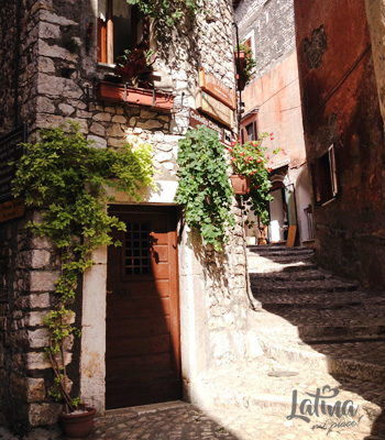 sermoneta-passeggiata-latinamipiace